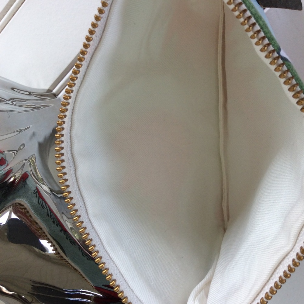 A Love Supreme: Makeup Pouch From South Africa - Picture 8 of 11